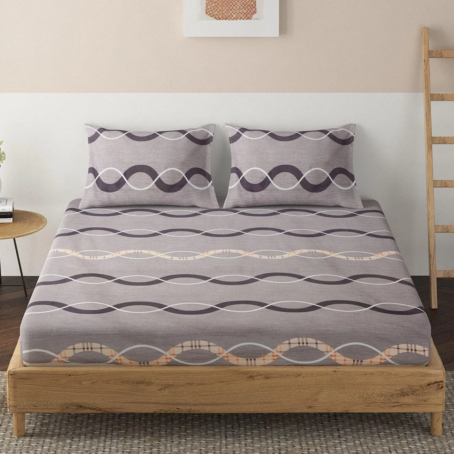 140 GSM Microfiber Fitted Bedsheet with 2 Pillow Covers for Queen / King Size bed, Elegant Grey Waves